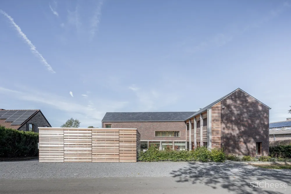 比利时L型乡间别墅 / Michel Prégardien Architecture