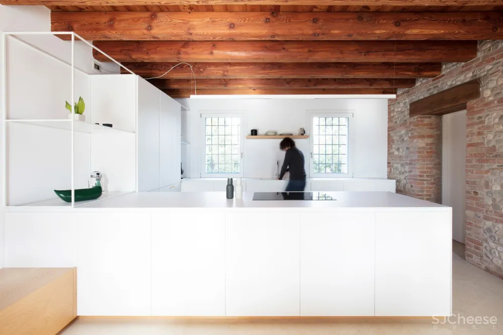 Interior DR / Didonè Comacchio Architects