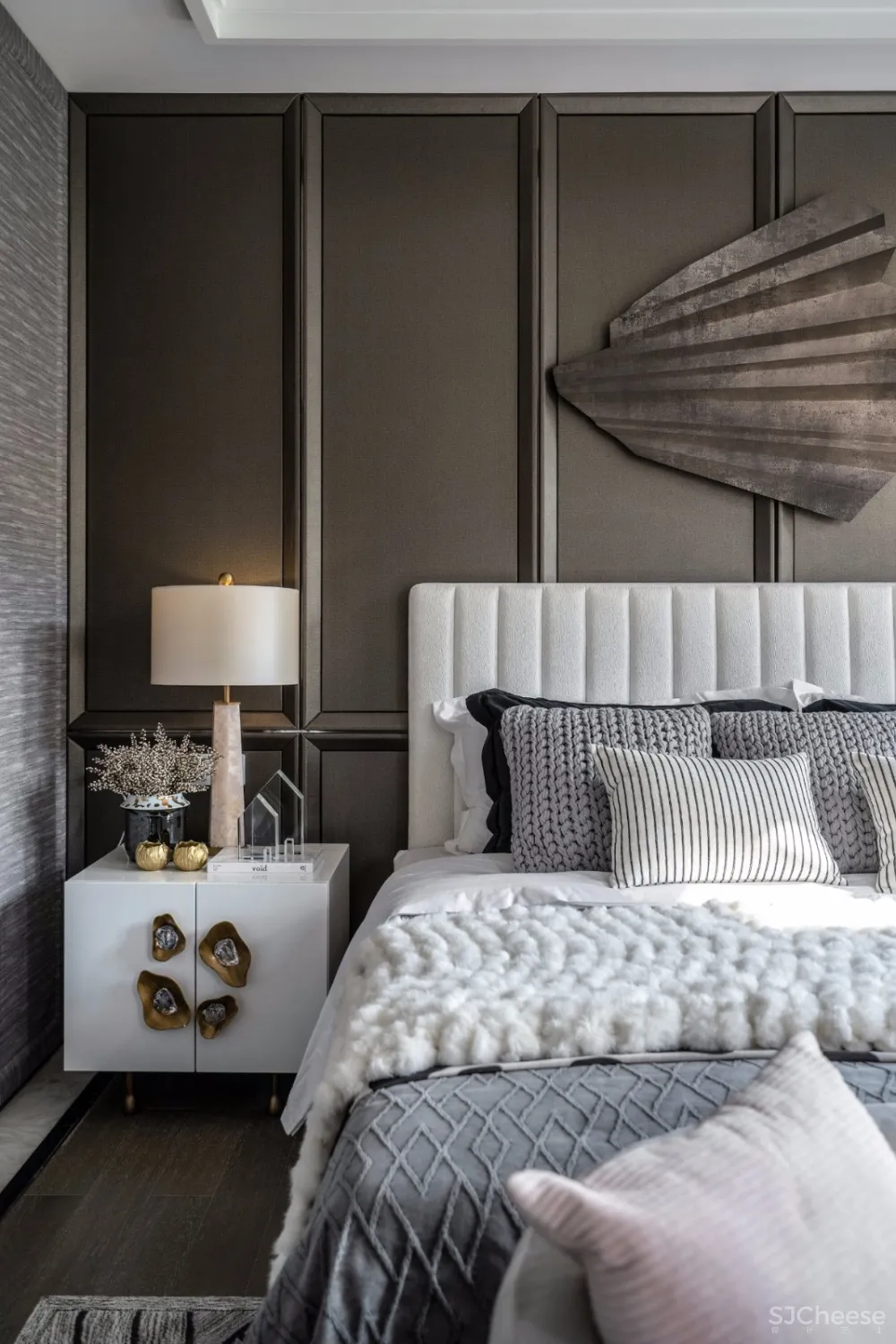 新作 | 275m² 时尚格调别墅,超美软装演绎自由的灵魂