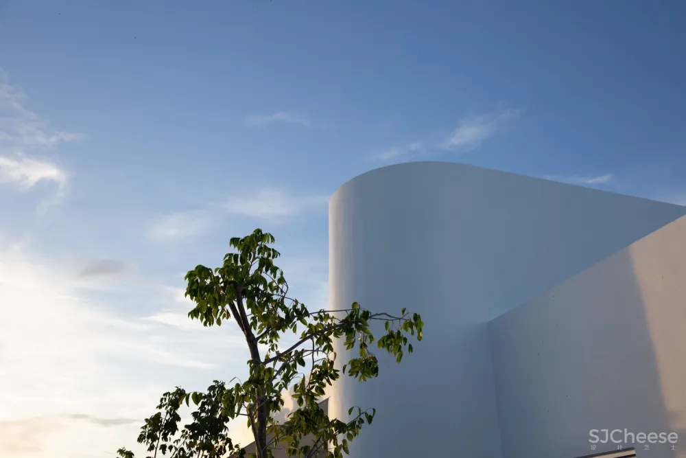 Garrido Lizarraga Arquitectos：墨西哥开房住宅 House O + I