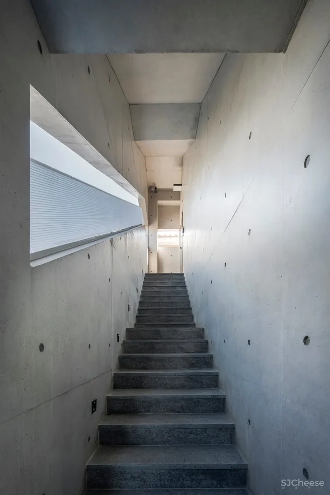 HBA-rchitects:简约的存在 TIRA Office Building