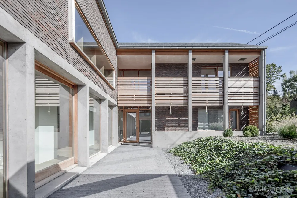 比利时L型乡间别墅 / Michel Prégardien Architecture