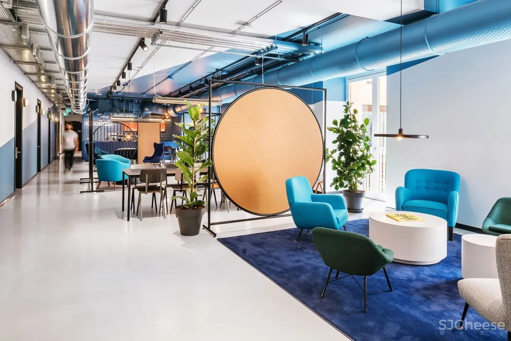 首发 | 学生酒店将佛罗伦萨的宫殿变成了一个千变万化的校园