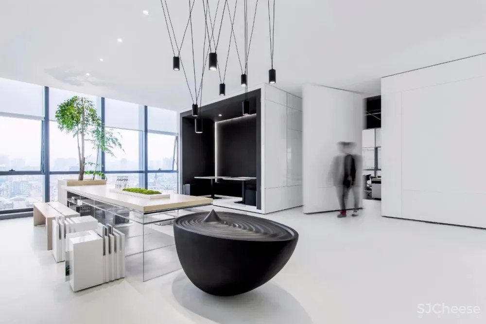 新作 | 极简白,如何打造前卫艺术的国际办公