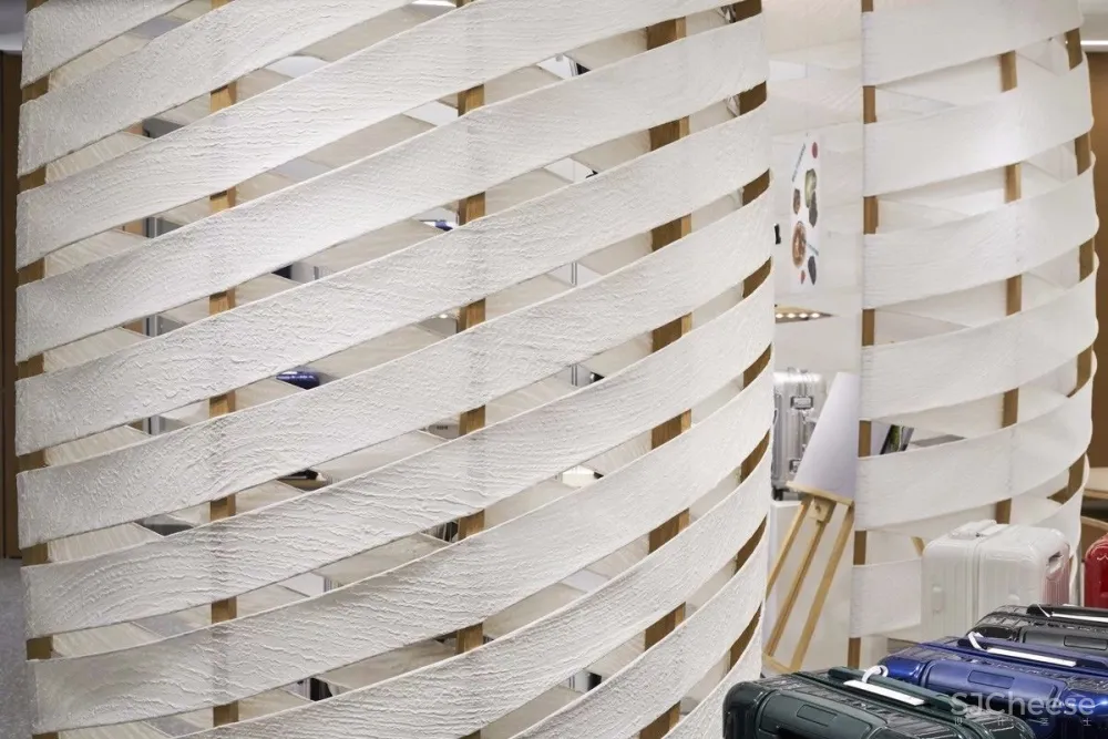 用日本和纸做展示柜丨这间店简直是奢侈品店中的“清流”