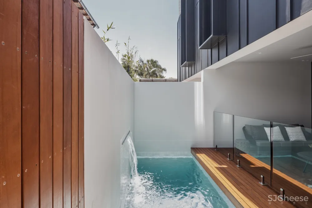 08 Albatross Avenue House / Studio Workshop