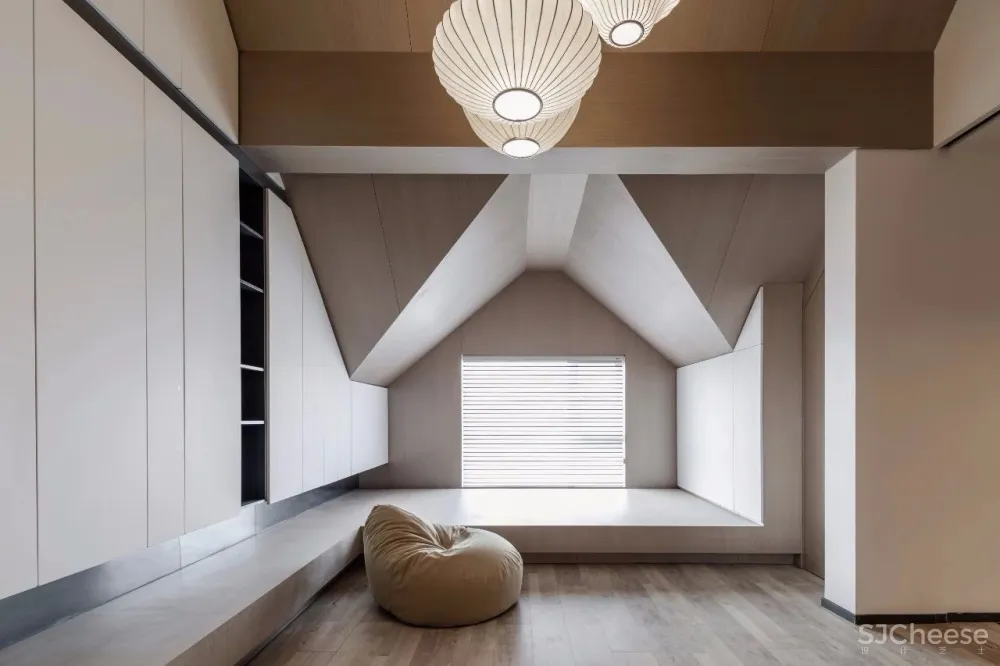 南京仙林私人住宅丨简约勾勒极致之美