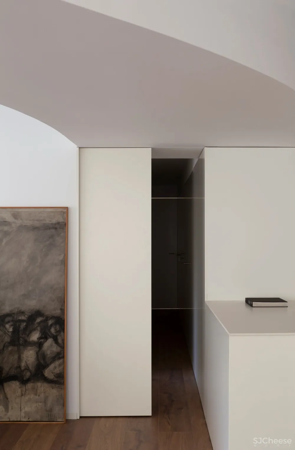 GVFC Apartment by Balzar Arquitectos