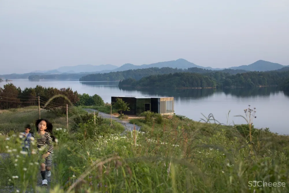 小岛邻居 / 先进建筑实验室