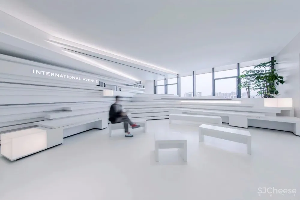 新作 | 极简白,如何打造前卫艺术的国际办公