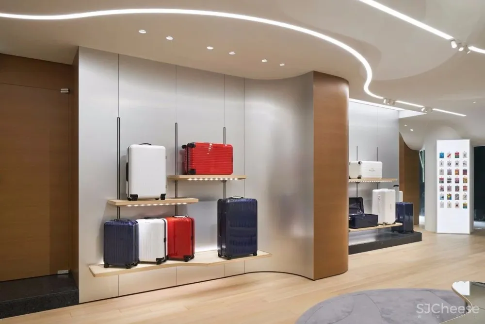 用日本和纸做展示柜丨这间店简直是奢侈品店中的“清流”