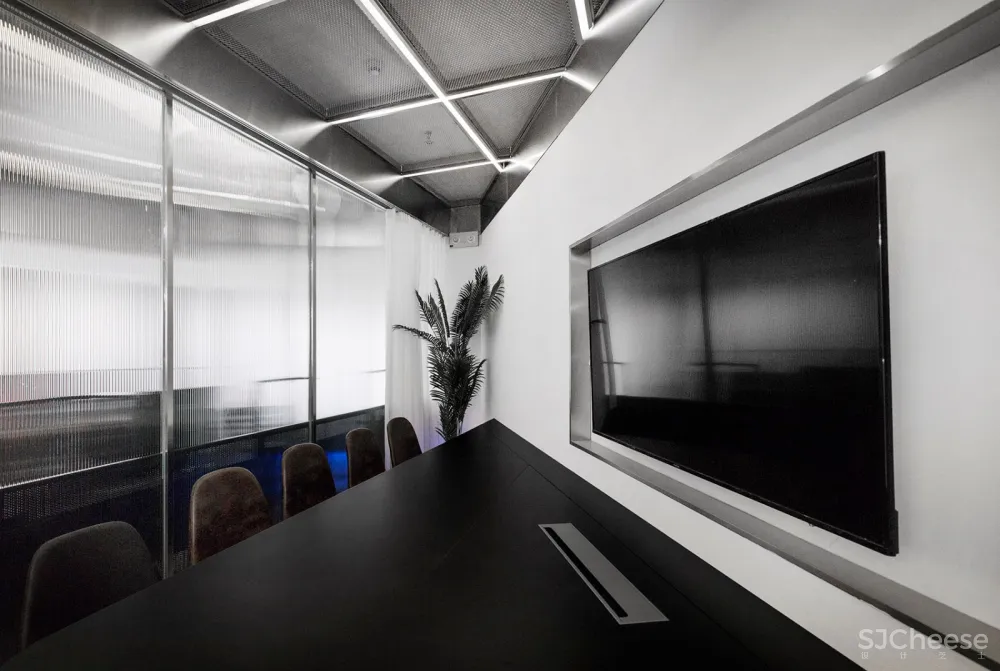 边界卉空间研究所,北京 / 张家赫 – Vanished Hospital