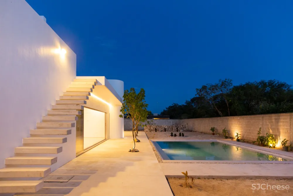 Garrido Lizarraga Arquitectos：墨西哥开房住宅 House O + I