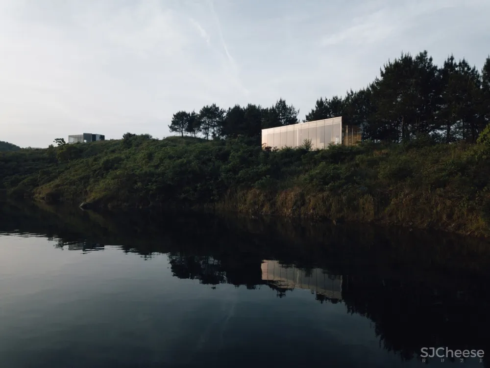 小岛邻居 / 先进建筑实验室