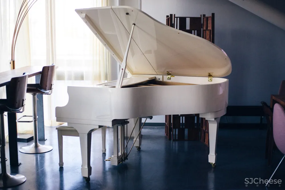 Cloud Room办公空间,西雅图 / Graham Baba Architects