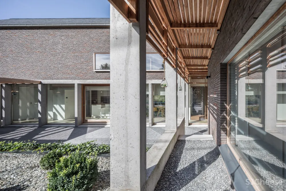 比利时L型乡间别墅 / Michel Prégardien Architecture