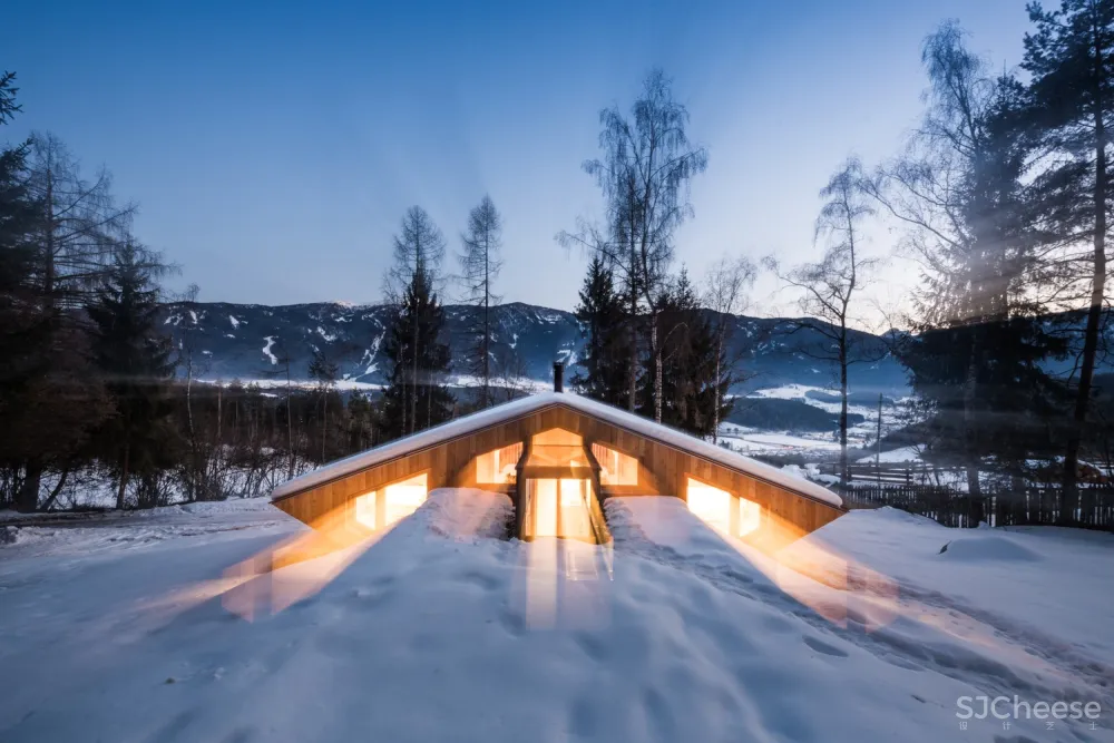 UFO / Stefan Hitthaler