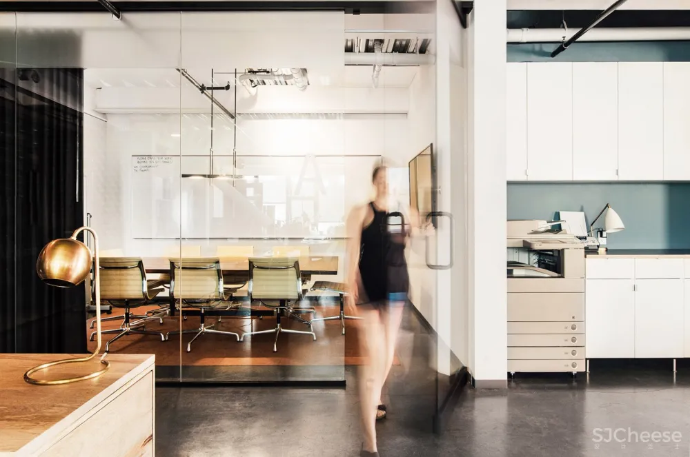 Cloud Room办公空间,西雅图 / Graham Baba Architects