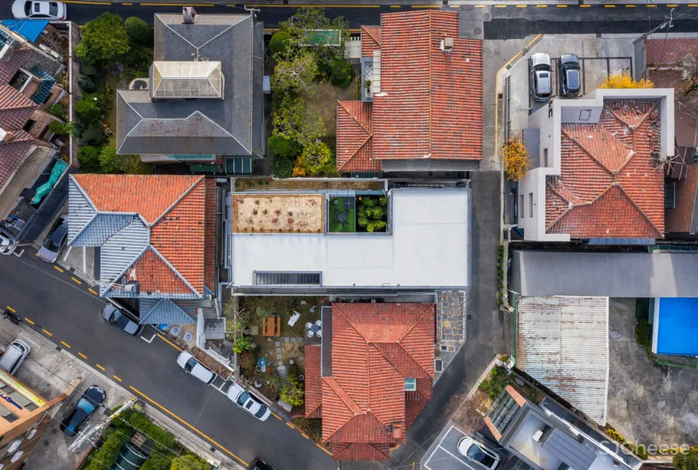 HBA-rchitects:简约的存在 TIRA Office Building