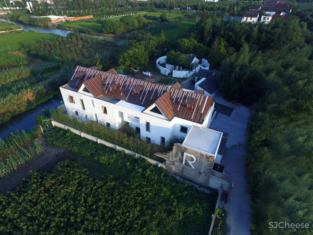 篱外·时光的圆度假酒店 / 元秀万建筑事务所