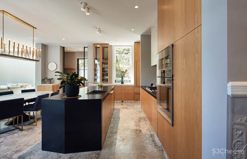 Hawthorn East House / STAR Architecture