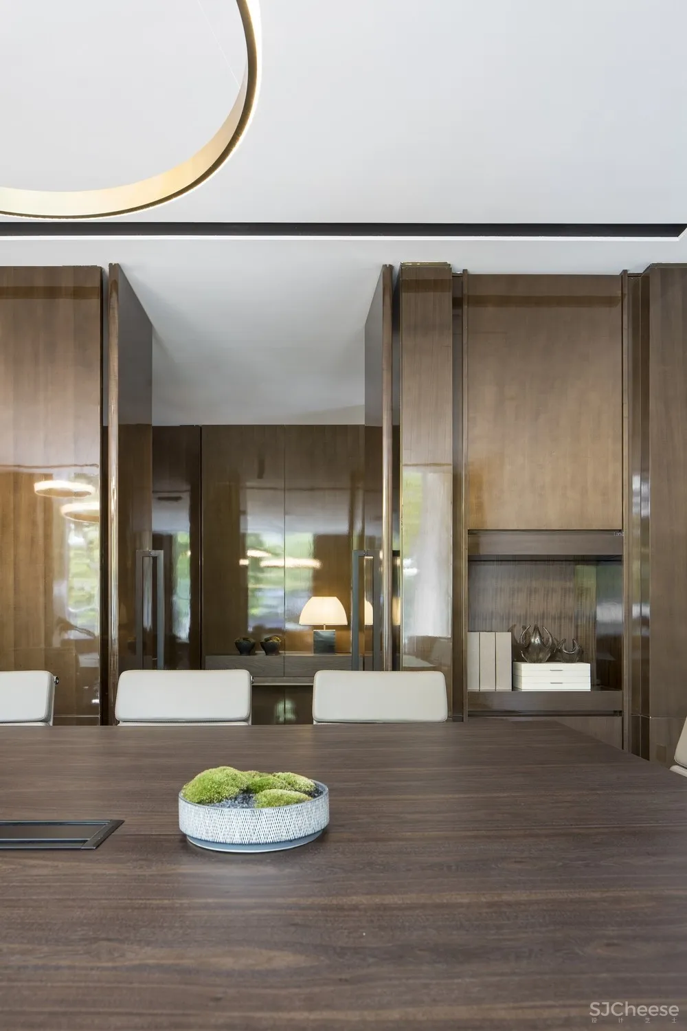 序向设计 | 简约至上的设计美学