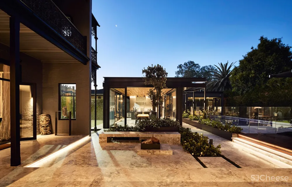 Hawthorn East House / STAR Architecture