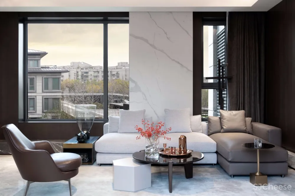 高端别墅样板房丨静谧悠然的简约设计