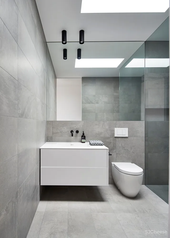 Salmon / FGR Architects