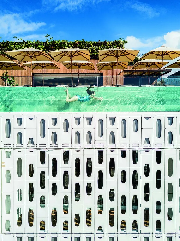 Emiliano RJ / Studio Arthur Casas + Oppenheim Architecture