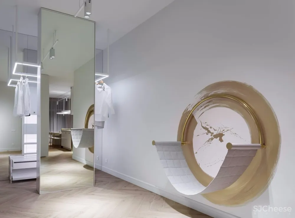 加点金属色丨极简变轻奢