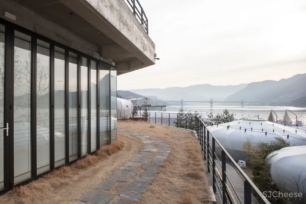 清平湖畔度假村 / ArchiWorkshop