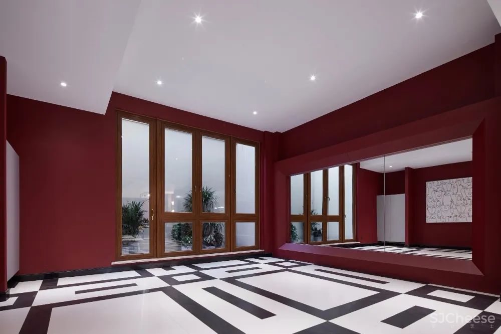 800m²法式合院丨演绎现代轻奢版时尚豪宅