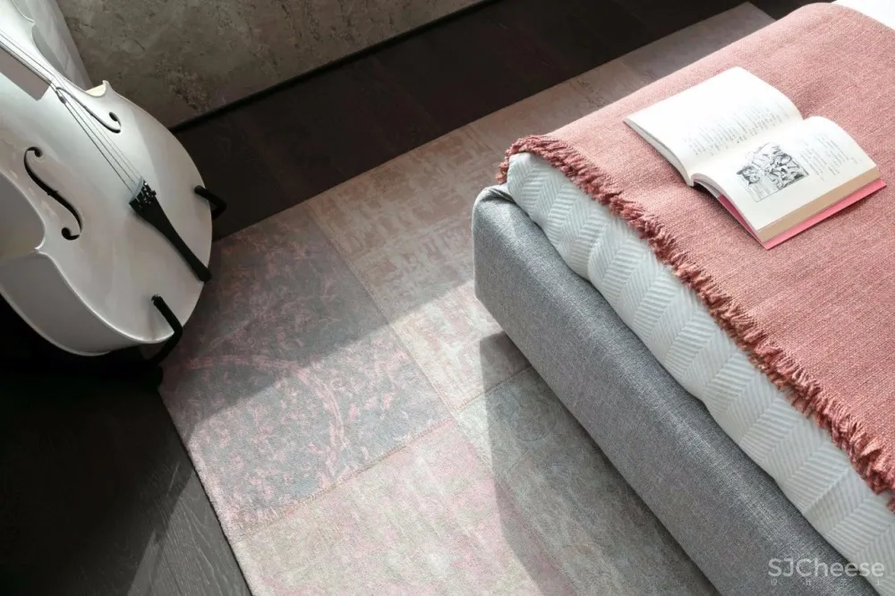 高端别墅样板房丨静谧悠然的简约设计