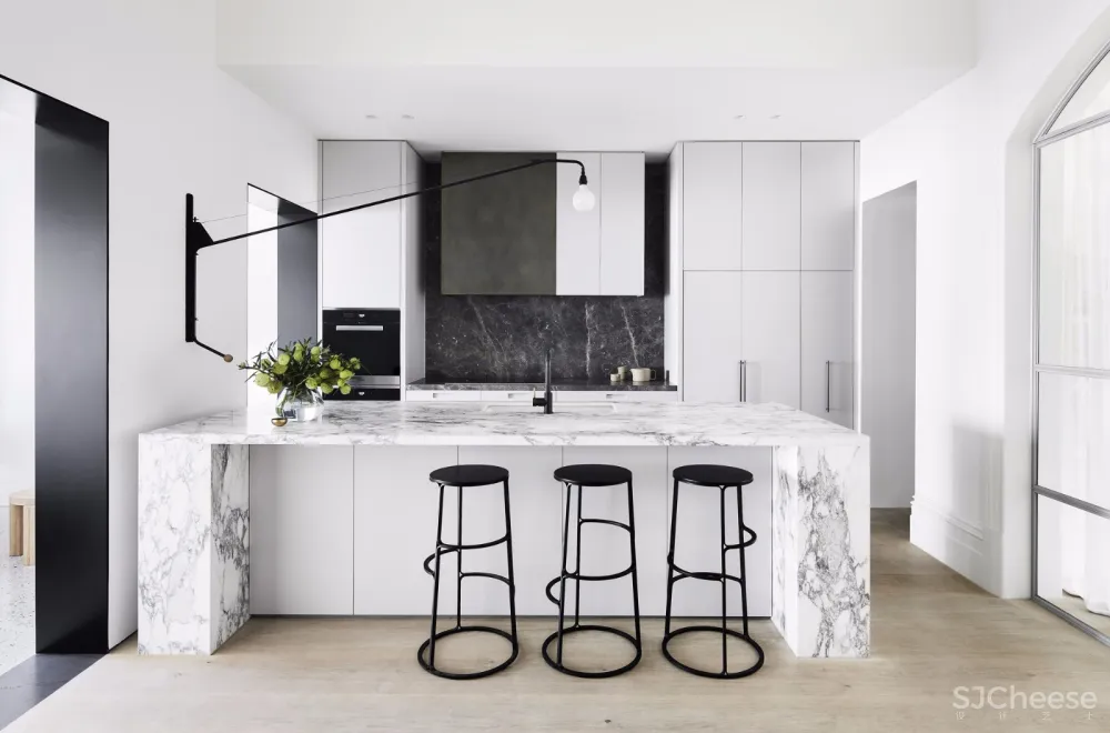 Fiona Lynch新作 | 解开艺术与设计之间的关系