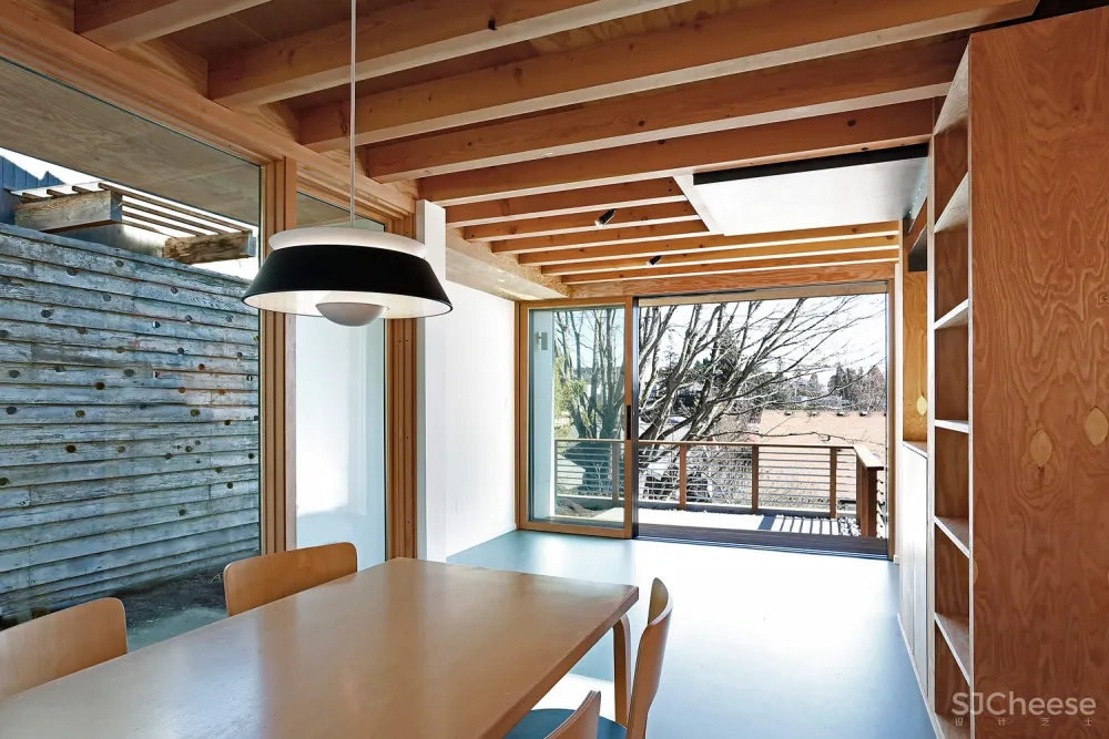 DADU后院小屋 / Robert Hutchison Architecture