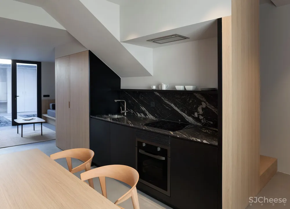 首发 | Olmos Estudio:西班牙瓦伦西亚极简住宅 PA House