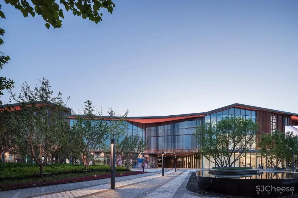 厉害了设计师丨这个售楼处设计成了一座艺术馆