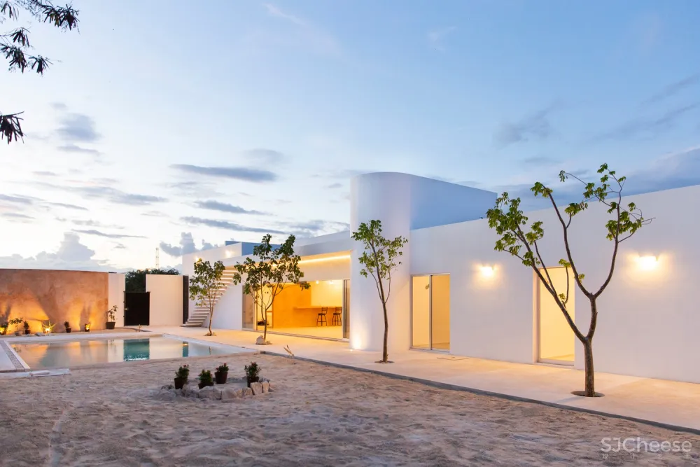 Garrido Lizarraga Arquitectos：墨西哥开房住宅 House O + I