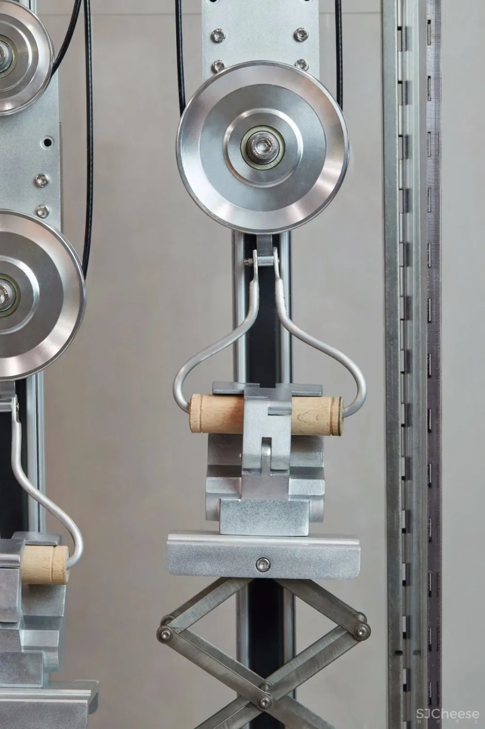 新作 | 将 70m² 时装小店打造成艺术装置展,是怎样的惊艳