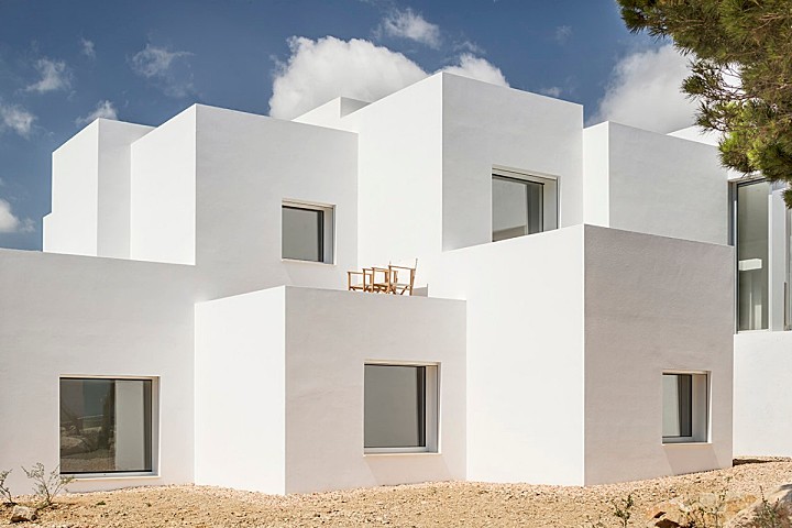 Catwalk别墅，西班牙 / NOMO STUDIO