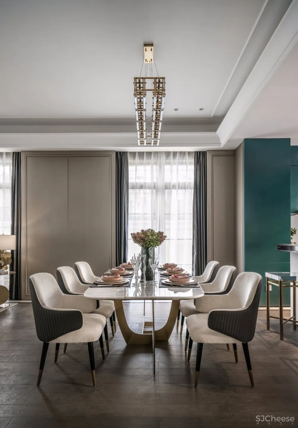 新作 | 275m² 时尚格调别墅,超美软装演绎自由的灵魂