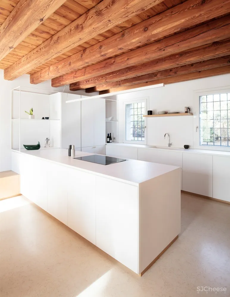 Interior DR / Didonè Comacchio Architects