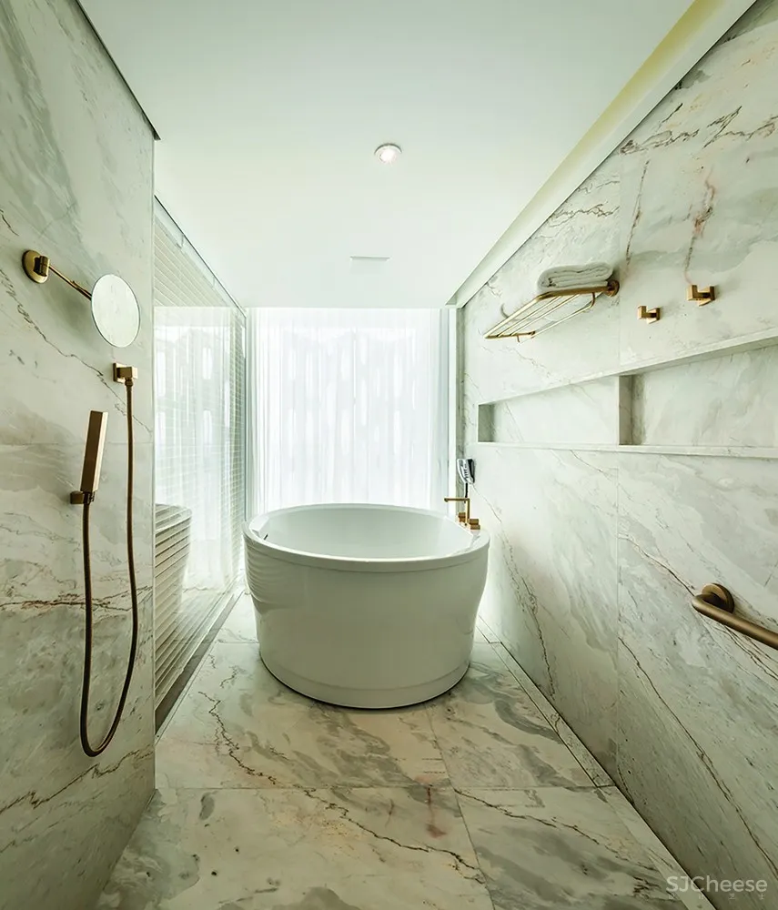 Emiliano RJ / Studio Arthur Casas + Oppenheim Architecture