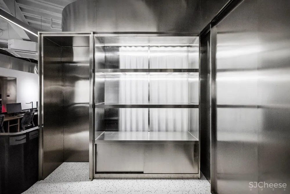 边界卉空间研究所,北京 / 张家赫 – Vanished Hospital