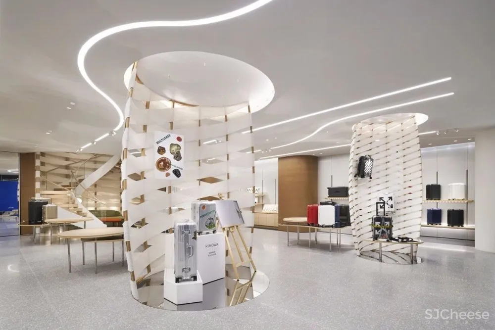 用日本和纸做展示柜丨这间店简直是奢侈品店中的“清流”