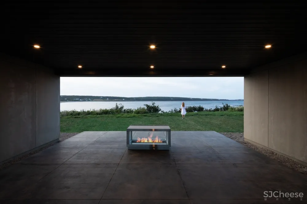 Treow Brycg House / Omar Gandhi Architect