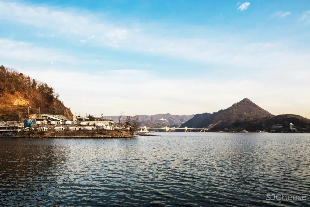 清平湖畔度假村 / ArchiWorkshop