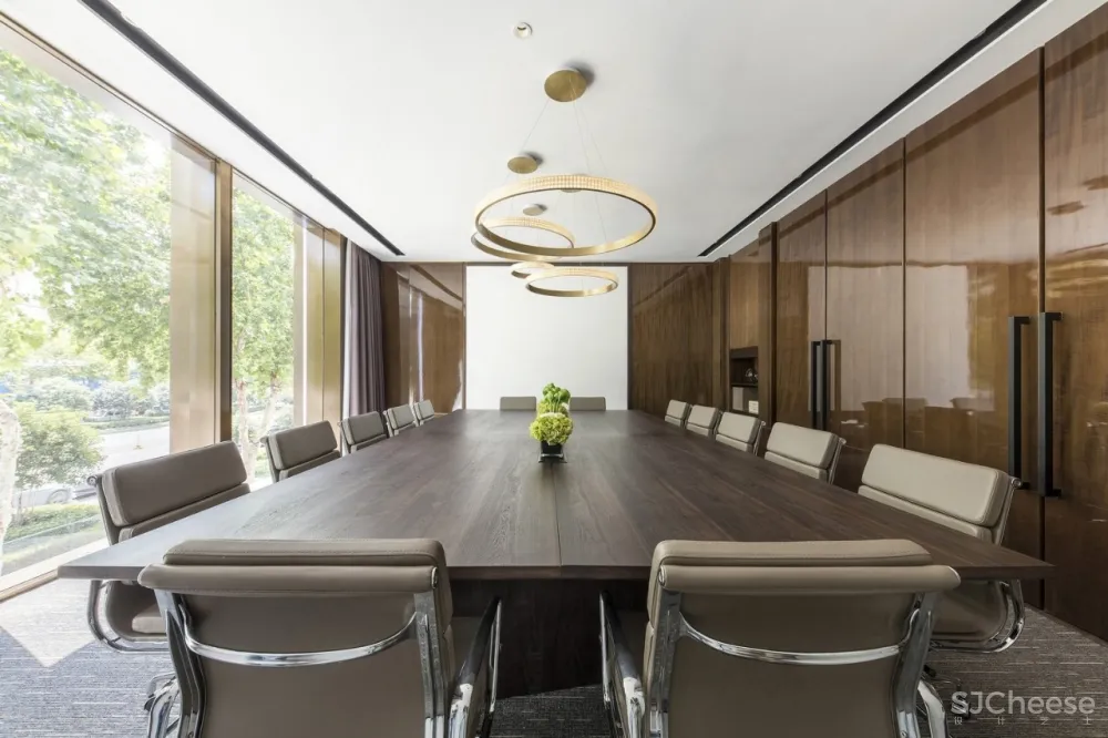 序向设计 | 简约至上的设计美学