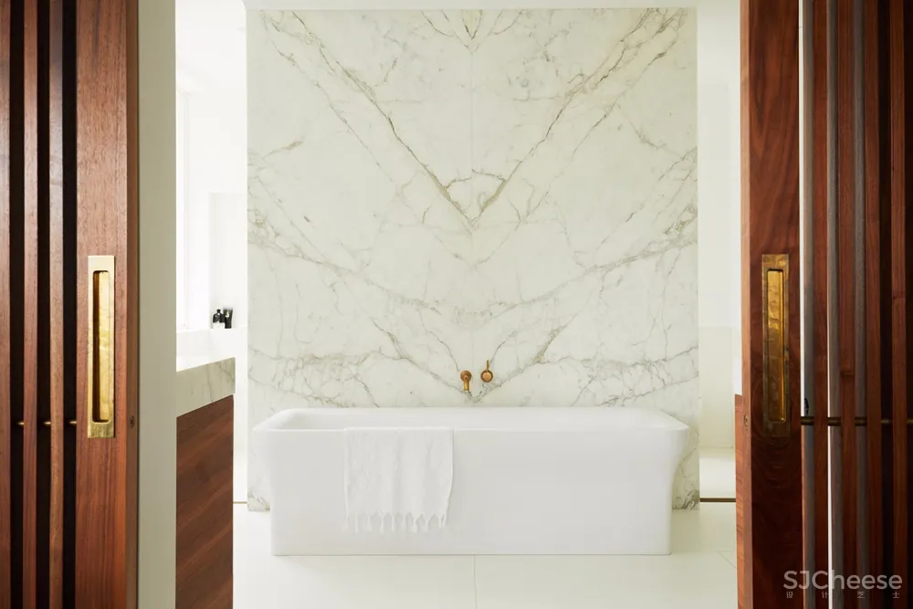 56年前,为了向奥斯卡·尼迈耶致敬所建的白色房子丨如今依然很超前